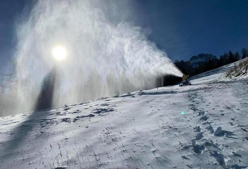 בית מלון כפרי Comelico