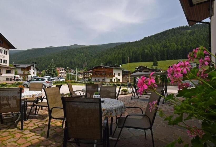 בית מלון כפרי Comelico