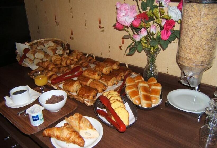 فندق Hôtel Restaurant Prunières