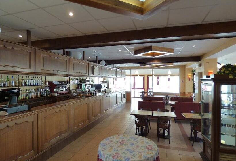 فندق Hôtel Restaurant Prunières