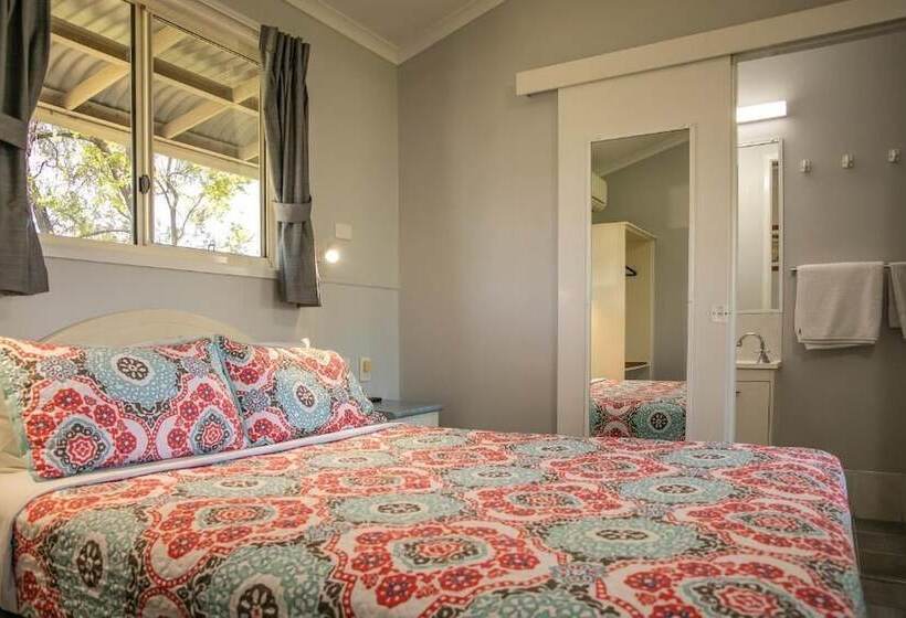 モーテル 22 On Bowen