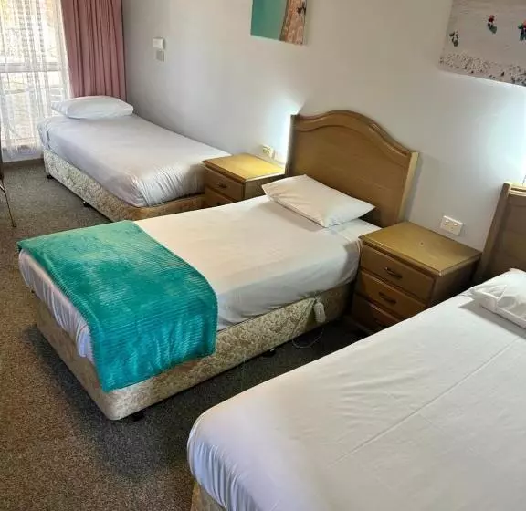 Motelli Acacia Rose Motor Inn