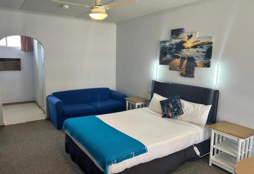 汽车旅馆  Acacia Rose Motor Inn