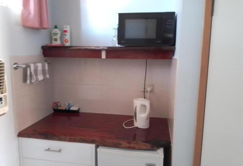 汽车旅馆  Acacia Rose Motor Inn