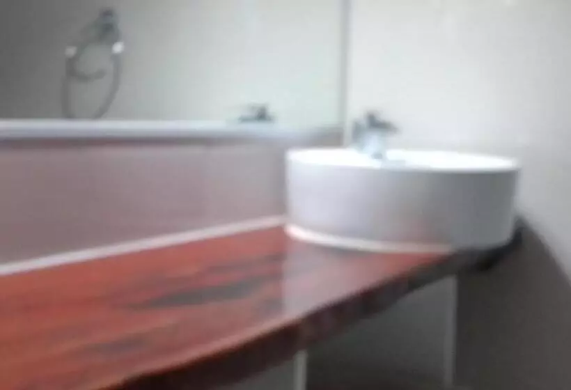 Motelli Acacia Rose Motor Inn