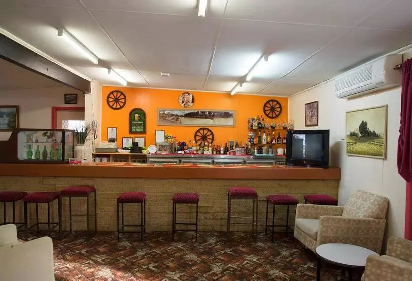 Artesian Motor Inn Under New Management Rams Motel