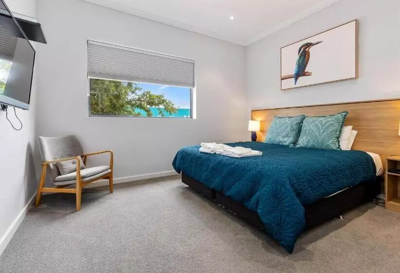 モーテル Civic Apartments