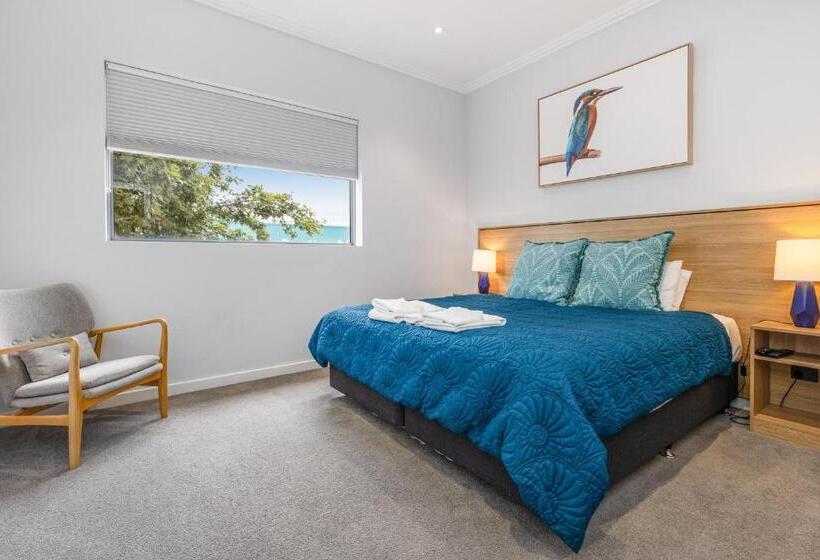 מוטל Civic Apartments