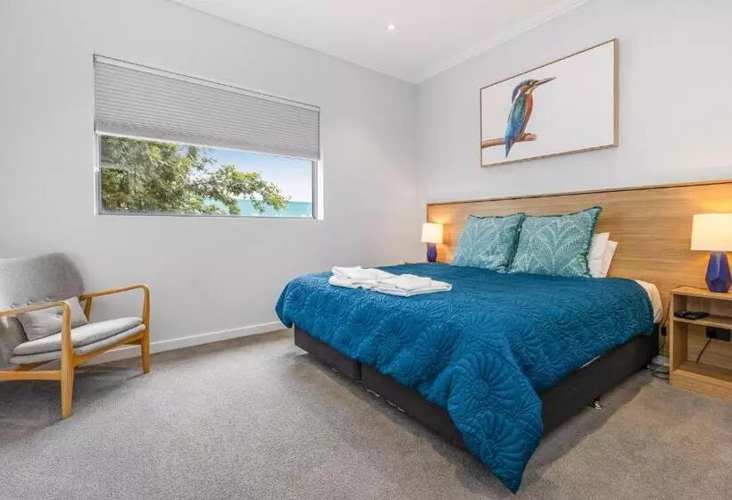 モーテル Civic Apartments