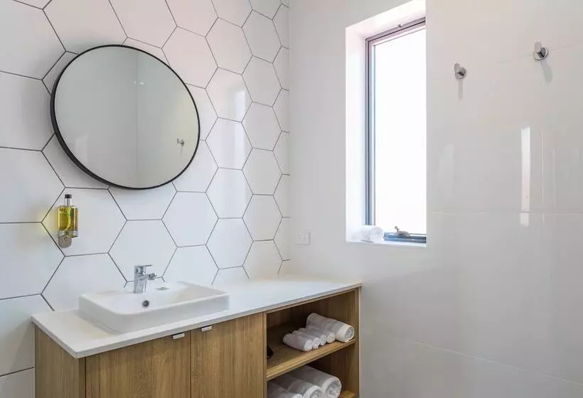 モーテル Civic Apartments