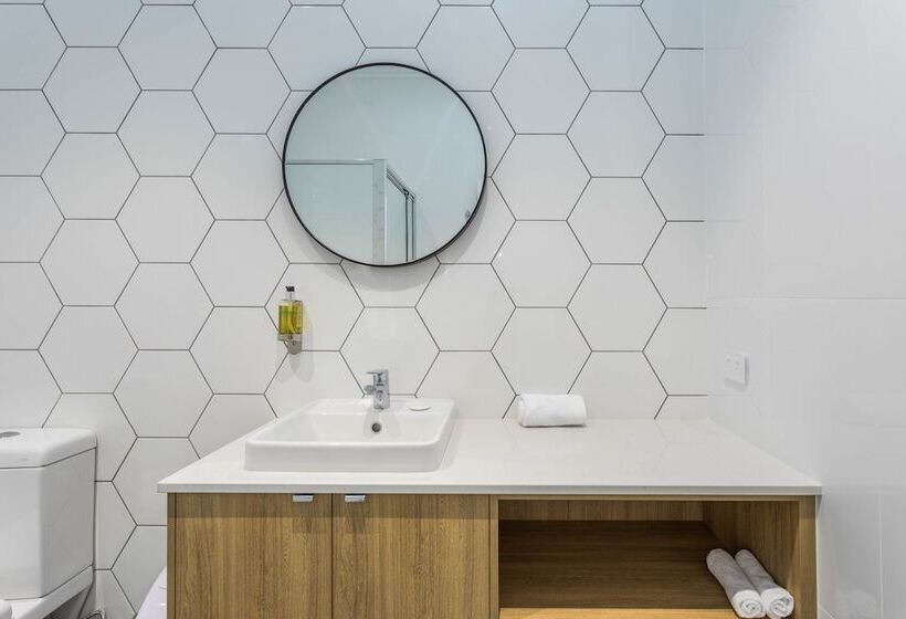 מוטל Civic Apartments