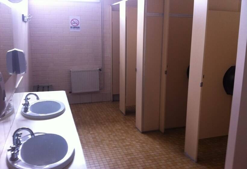 모텔 Mansfield Travellers Lodge