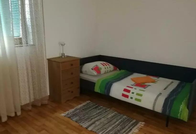 پانسیون Brne Rooms