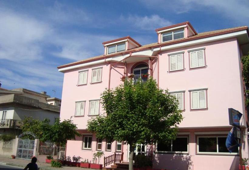 بنسيون Il Glicine