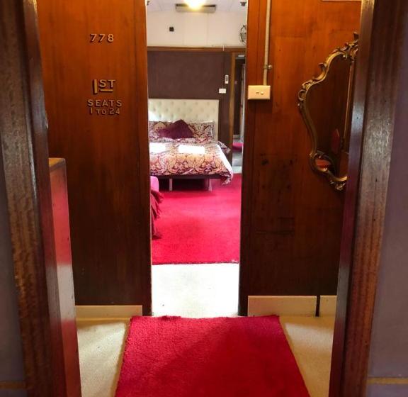 펜션 Krinklewood Cottage & Train Carriages