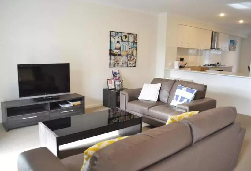 ペンション North Coogee Beach House