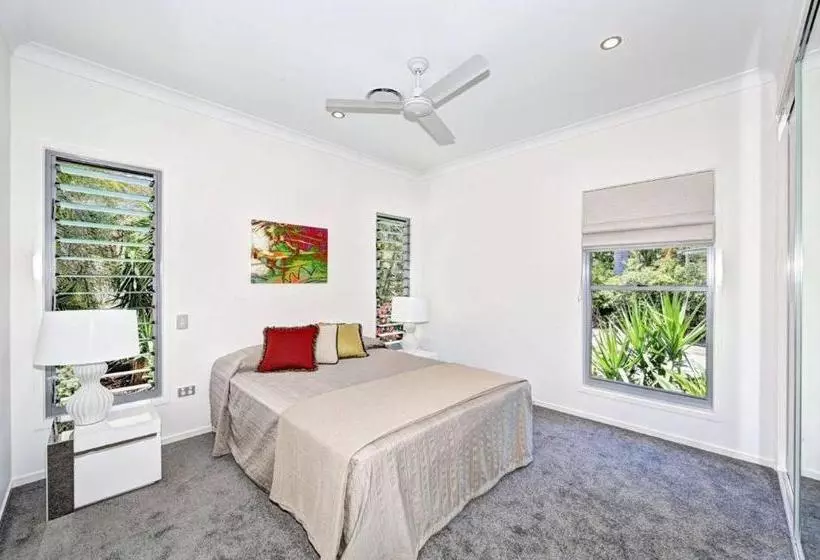 Lomakeskus Woodgate Beach Houses