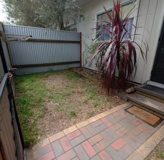 Top Of The Lake Holiday Units