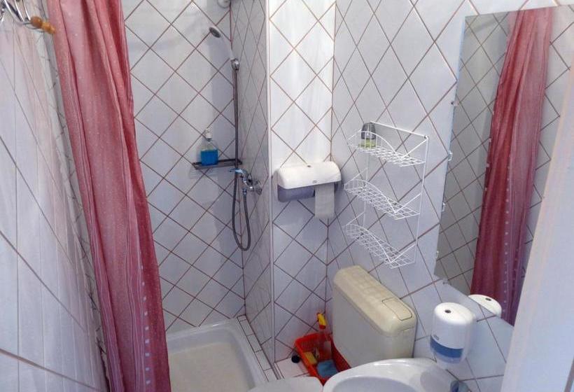 Bed and Breakfast Aqua Ház Panzió 2