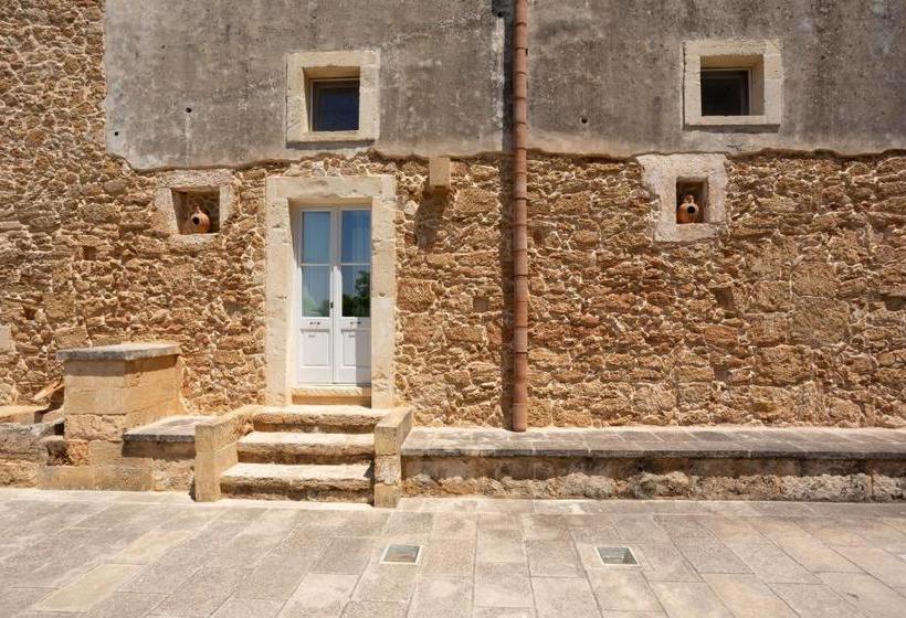 تختخواب و صبحانه Masseria Borgo Mortella