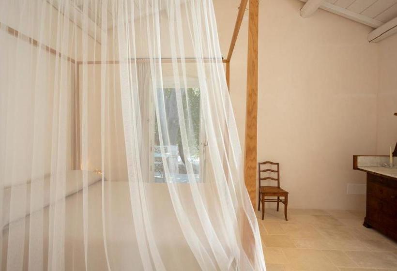 تختخواب و صبحانه Masseria Borgo Mortella