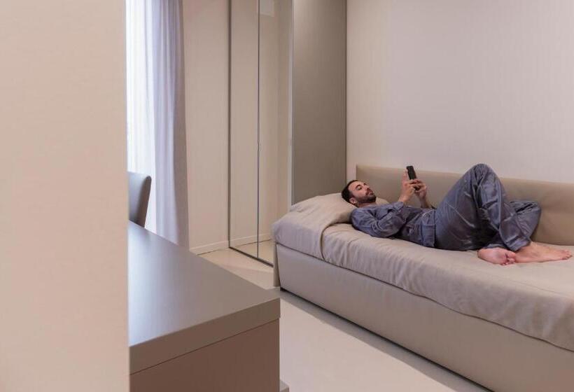 ホテル Beaurivage