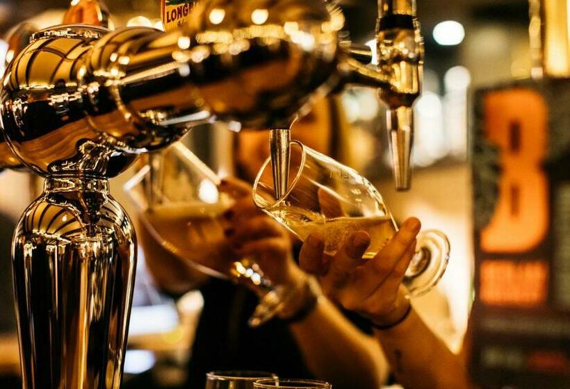 בית מלון כפרי The Bull