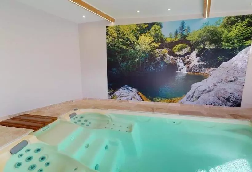 Hotelli Villa Elisa M