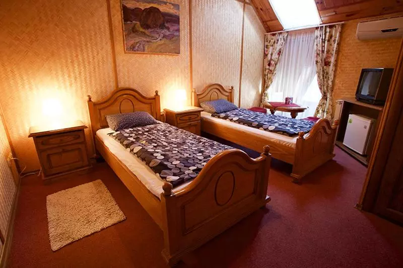 هتل Zakarpatska Kolyba