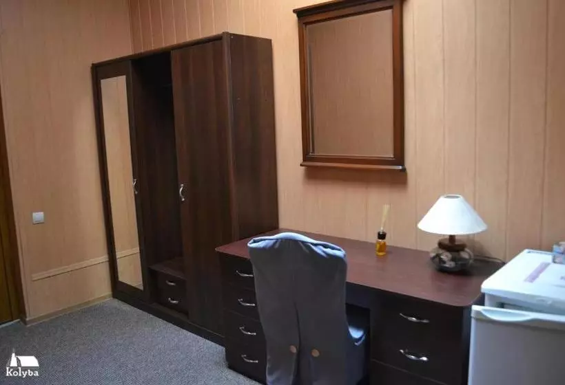 هتل Zakarpatska Kolyba