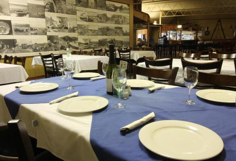 Мотель Snowy Mountains Resort And Function Centre