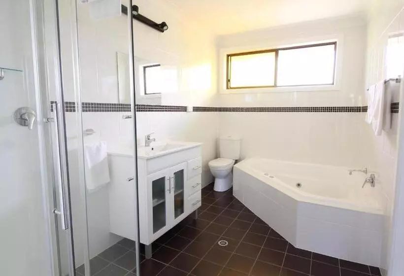 モーテル Snowy Mountains Resort And Function Centre