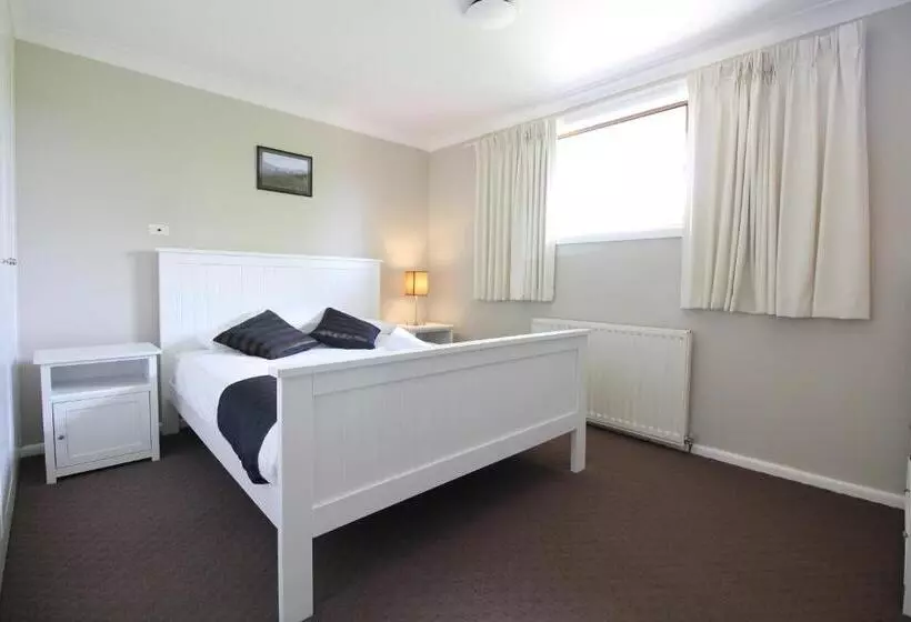 モーテル Snowy Mountains Resort And Function Centre