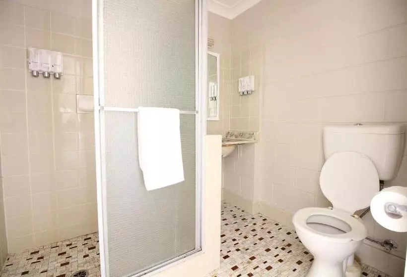 モーテル Snowy Mountains Resort And Function Centre