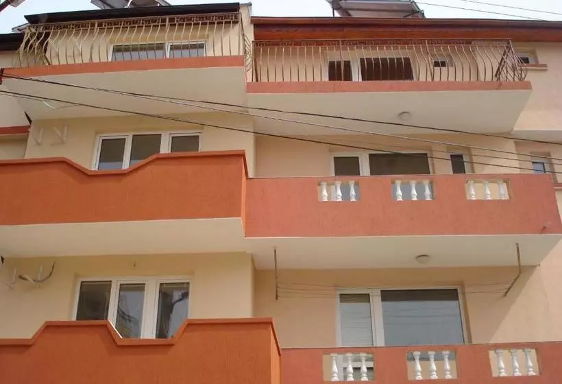 پانسیون Kupenova Guest House