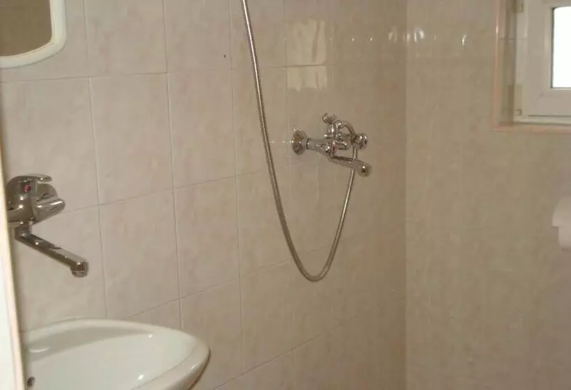 پانسیون Kupenova Guest House