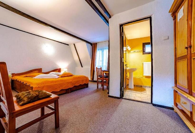 Pensiunea Hanul Oierului