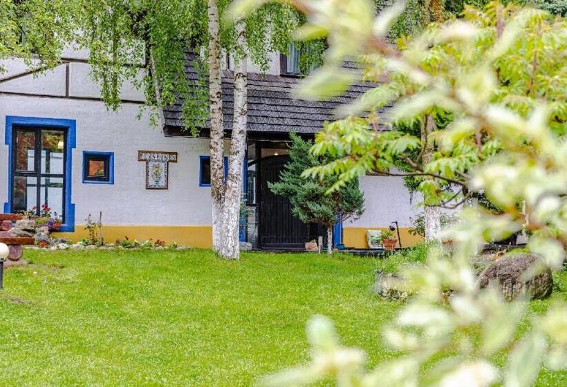 Pensiunea Hanul Oierului