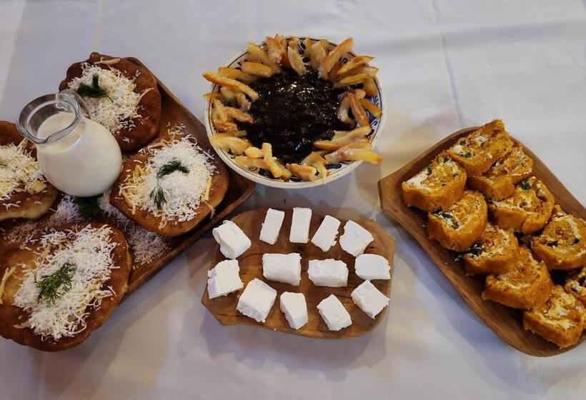 Pensiunea Hanul Oierului