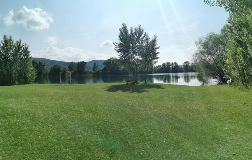 ベッドアンドブレックファースト Greenfield Panzió