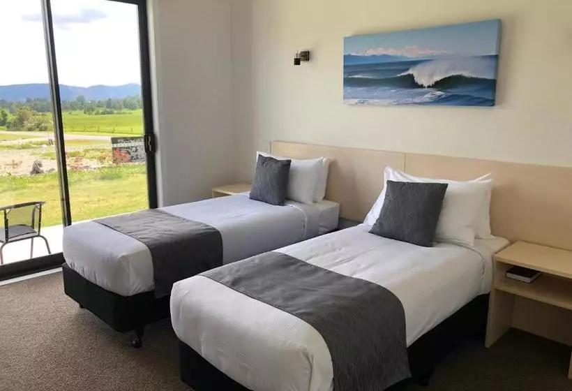 Glacier Highway Motel