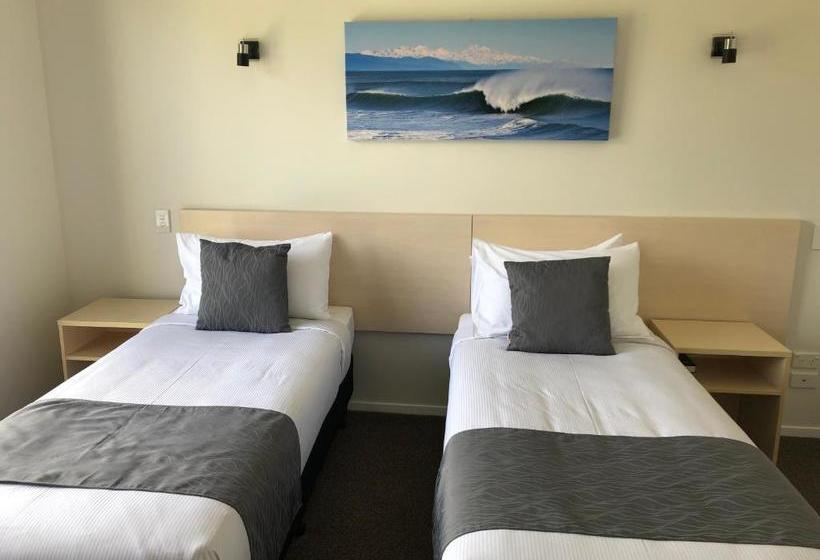 Glacier Highway Motel