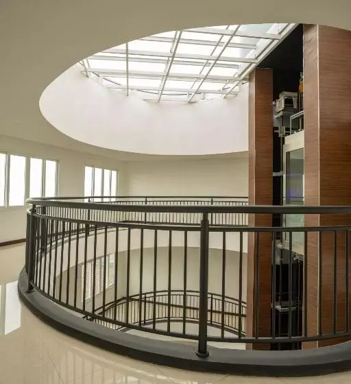 Hotelli Intouch Riverside