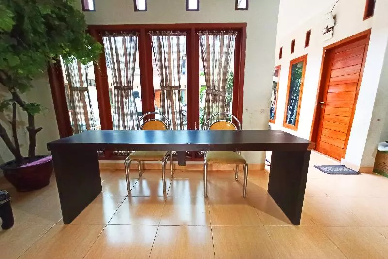 ホテル Oyo 2912 Graha Minda Syariah