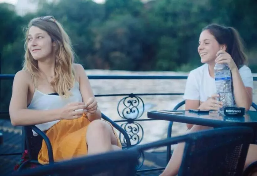 ペンション Silver Hill Guesthouse