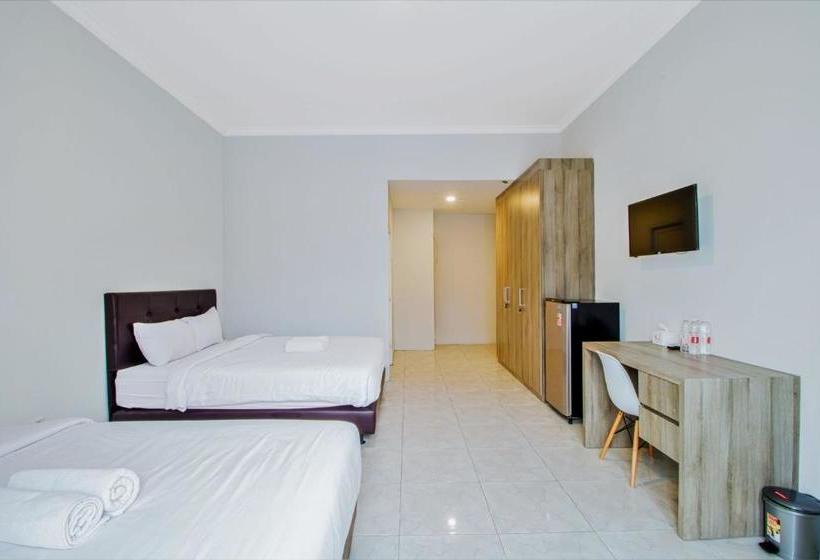 Pensão De 80 S Genteng Ijo