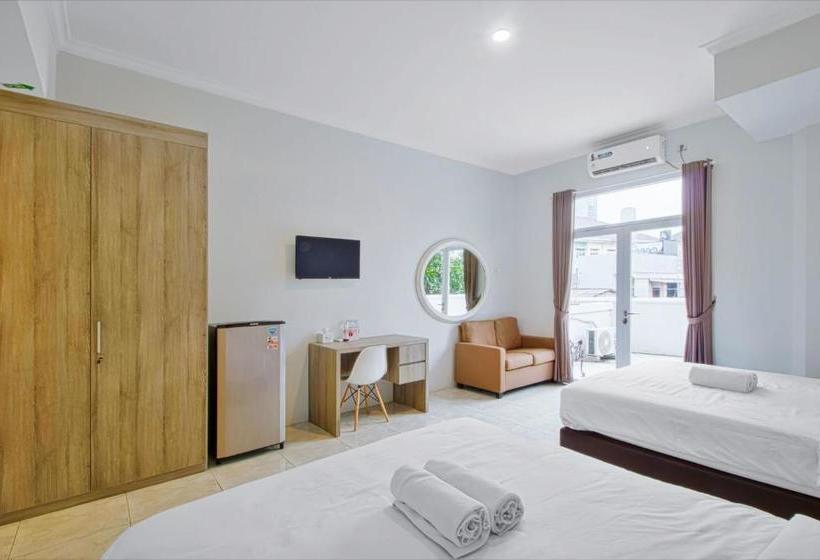 Pensão De 80 S Genteng Ijo