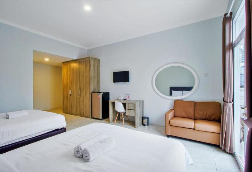 Pensão De 80 S Genteng Ijo