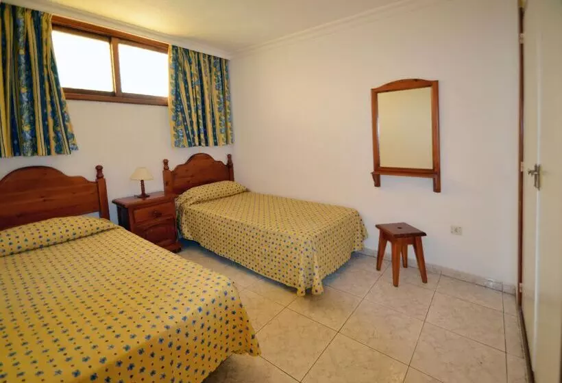 Apartamentos Los Juncos Ii