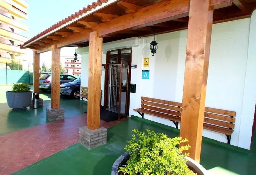 Apartamentos Strelitzias